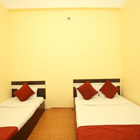 Spot On 503 Lisno Restaurant And Lodge Lumbini Exteriör bild